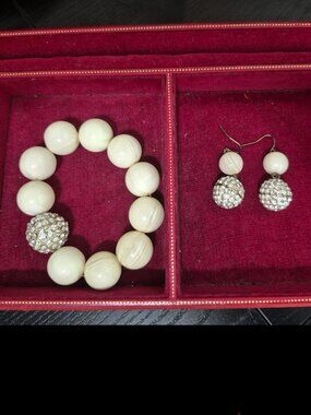 Bracelet and Earring Set